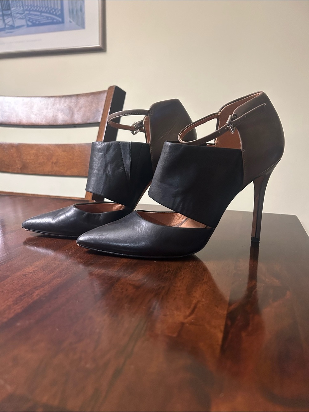Women's Real Leather Coach “Heart Heels” Stilettos in Black and Olive Size 7.5B